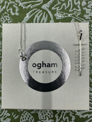Sculpted love unisex pendant with 18 “ kerb chain