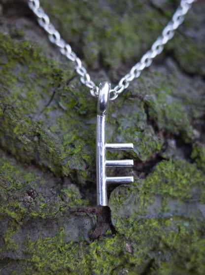 Rustic Initial F/P-unisex