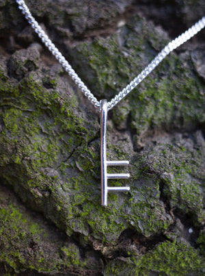 Petite Initial  F/V